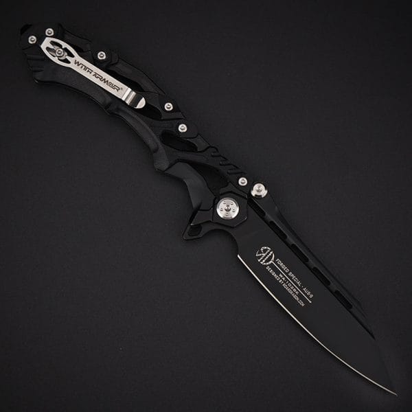 סכין מתקפלת עם נעילה דגם Alien תוצרת WithArmour - שחור - מאחורה